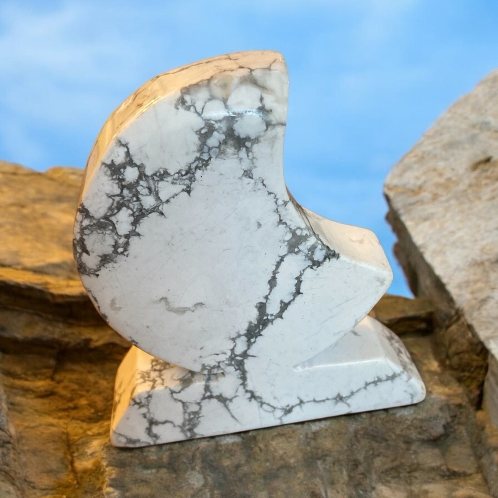 Sale! 2.5” howlite moon crystal